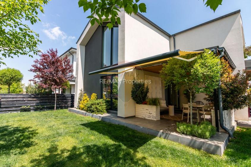 Vilă modernă în Paradisul Verde - Living spectaculos - 3