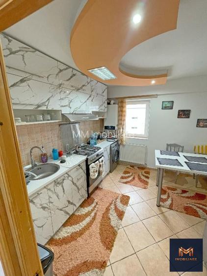 Apartament 3 camere,decomandat,ultimul etaj, zona Primaverii_Capat 1 - 5