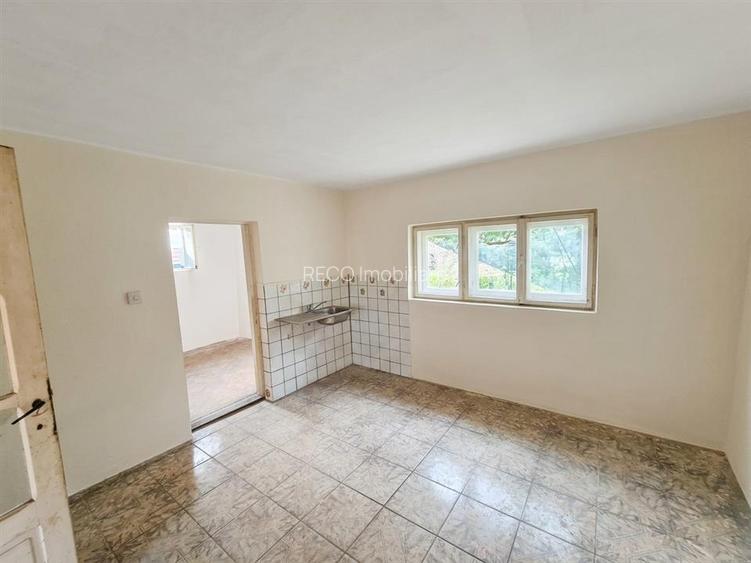 RECO Casa de renovat cu teren mare in Biharia - 19