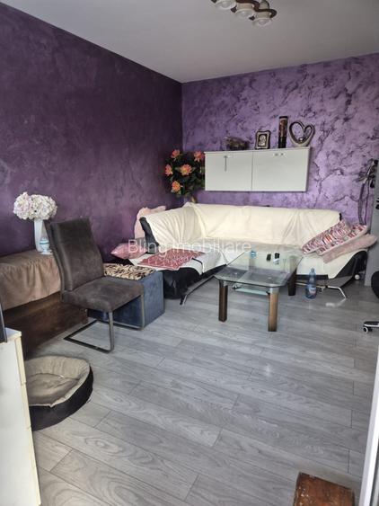 Apartament decomnadat cu 3 camere,2 bai,gradina si parcare ,zona Eroilor - 7