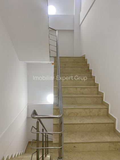 Universitate, imobil S+P+3+terasa - 12