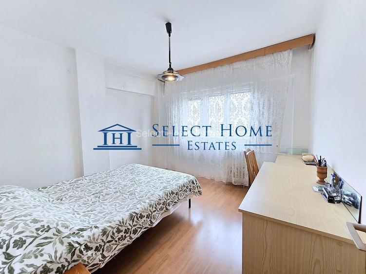 Stefan Cel Mare - Polona | Bloc 1982 | 76mp | 2 minute metrou - 3