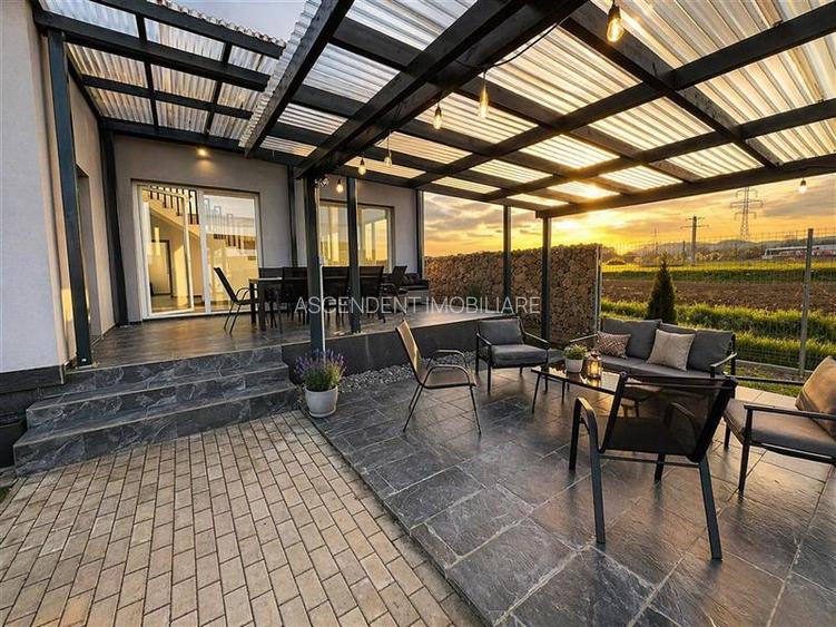 Resedinta rafinata&luminoasa, in cel mai nou cartier,aria Sepsi Arena: locul und - 7