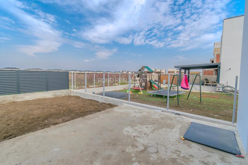 O casă sub propria ei lună - 36