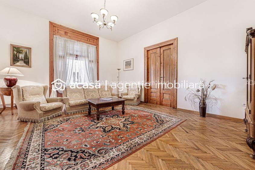 Bijuterie arhitecturală cu istorie. Confort modern, Ultracentral. - 2