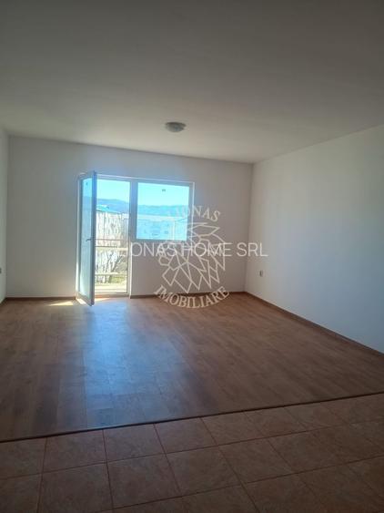 Apartament 39 mp  con.-balcon-ideal locuire - finisata-Zona Pompieri - 2