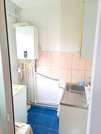 Apartament cu o camera de inchiriat – Micro 38, etaj intermediar - 2