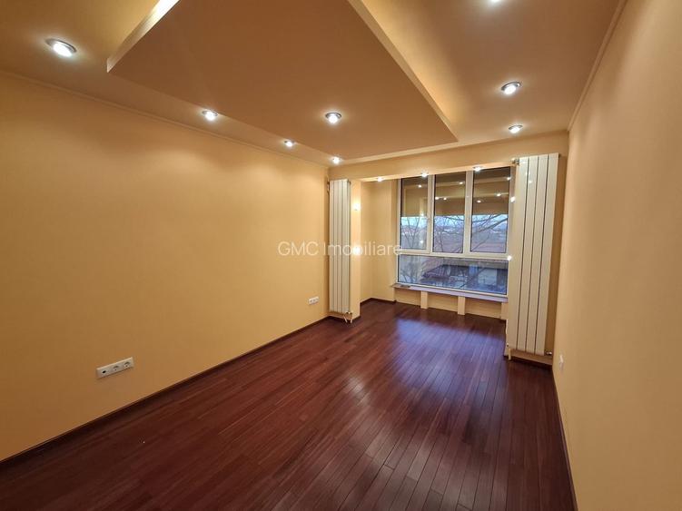 Comision 0 % 3 Camere Metrou  Renovat  Total  L341 - 2