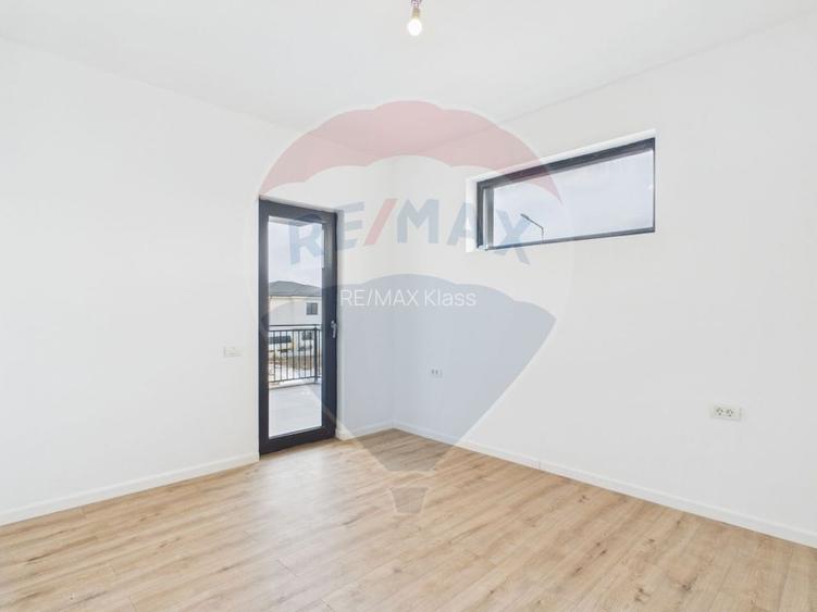 De vanzare| Apartament cu 3 camere si gradina|Nobil Rezidence - Tunari - 8