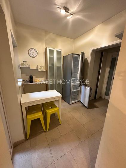 Apartament cu 4 camere, Piata Kogalniceanu - 8