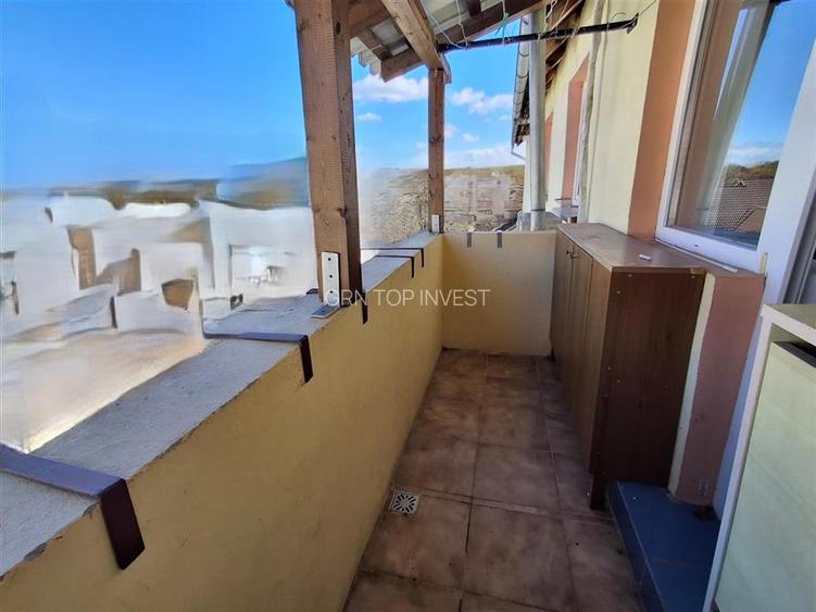 Apartament 3 camere 2 bai balcon zona Valea Aurie - 9