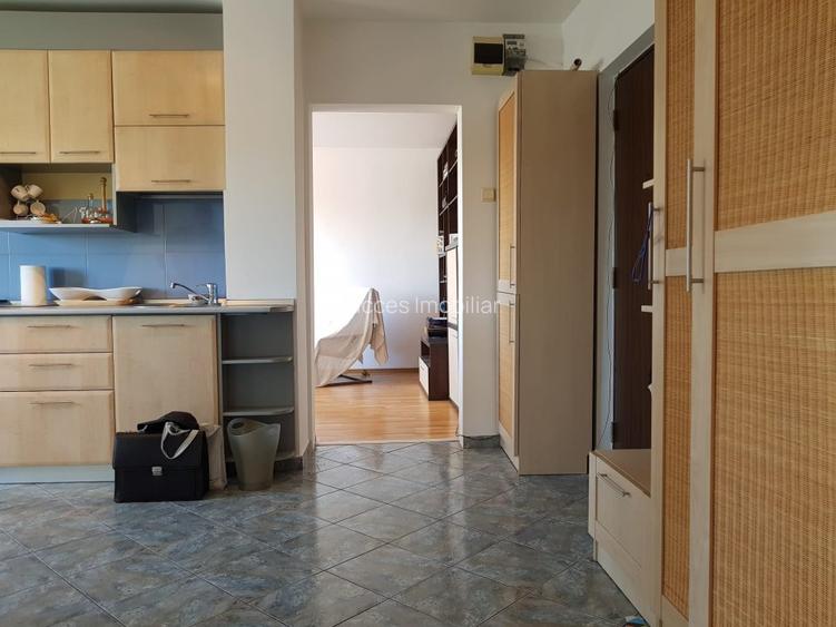 TINERETULUI-POLIVALENTA 2 CAM,DEC ET.5,vedere parc  MOBILAT,2500 lei - 3