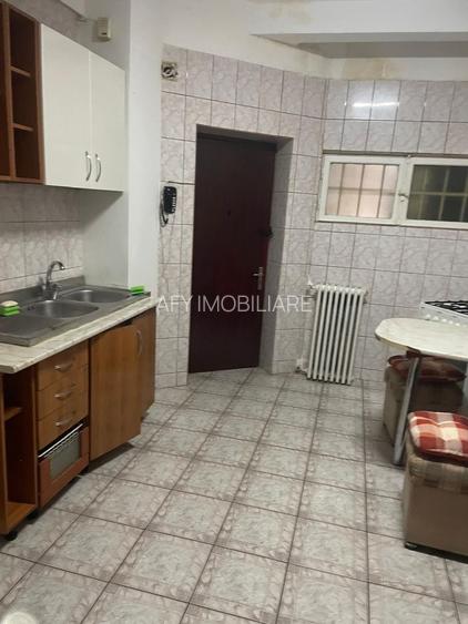 De vanzare Apartament 4 camere, consolidat, Piata Romana ULTRACENTRAL - 4