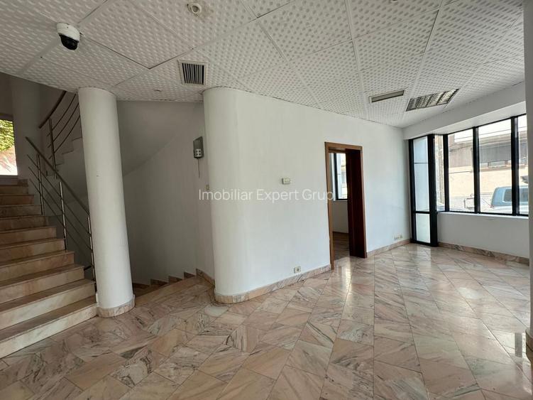 Zona Unirii 235 mp S+P terasa 150 mp - 2