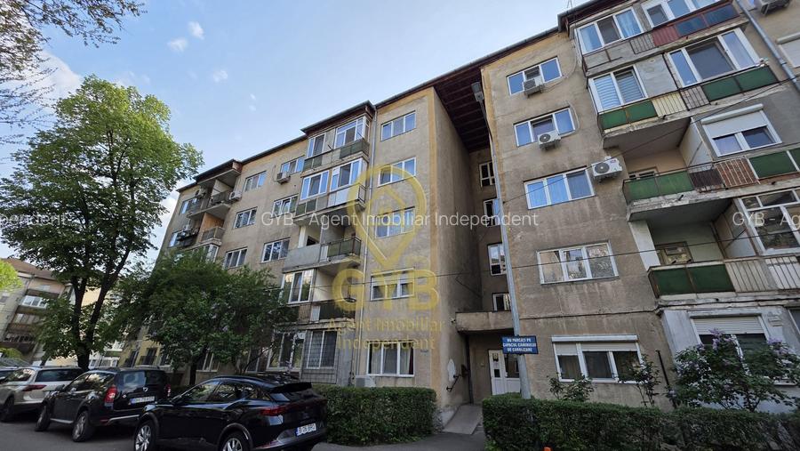 De închiriat apartament cu o cameră, zona Bvd. Dacia - 9