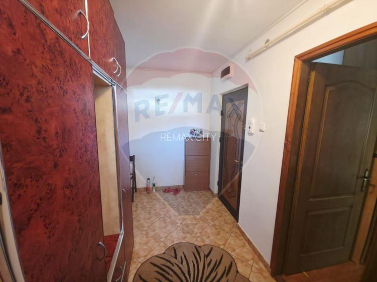 Apartament cu 2 camere de închiriat în zona Central - 13