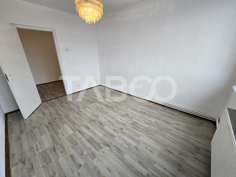 Apartament decomandat de vanzare cu 3 camere balcon zona Mihai Viteazu - 11