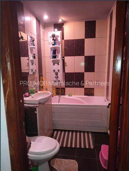 Apartament 2 camere cf 1 semidecomandat zona Micro 5 - 7