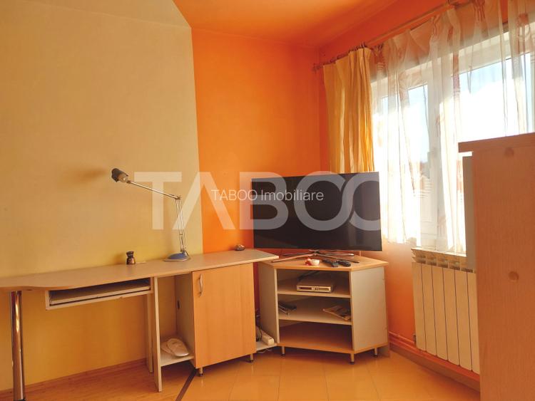Apartament 50 mpu 2 camere etaj 3 pivnita Piata Noua Cisnadie - 6
