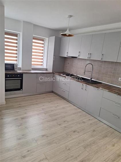 Inchiriere apartament 2 camere, strada Romul Ladea, capat C.Brancusi - 3