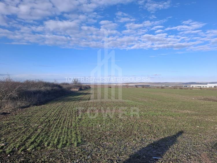 Teren Intravilan de Vânzare – 4300 mp – Cristian, zona Aeroport - 9