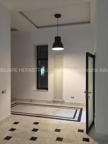 Vila Interbelică restaurată integral - 14