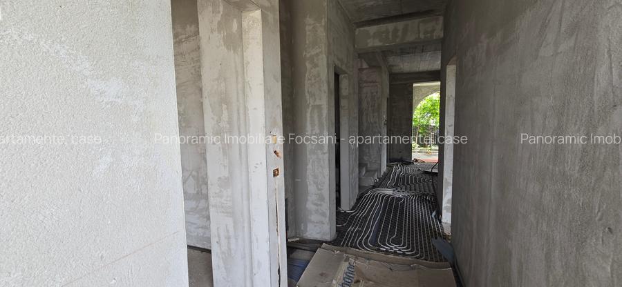Vila de vanzare Focsani la gri, tip brancovenesc . - 28