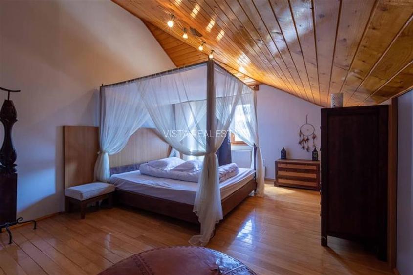 Exclusivitate! Colt de Rai: Casa arhitectura deosebita, cu acces direct la rau, - 16