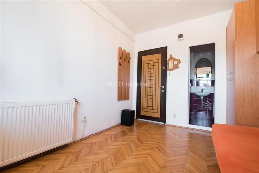 RECO Garsoniera gata de mutat  16 mp utili -str Stefan cel Mare - 9