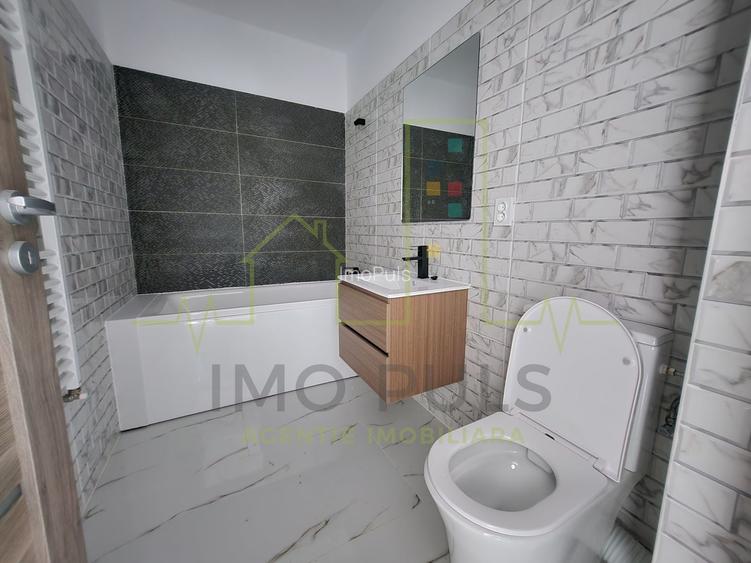 Bucatarie 10 mp. Decomandat. Parter. Posibilitate rate - 3