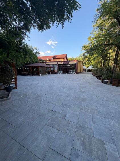 RESTAURAT functional, ocazie rara, suprafata de 2300mp, in FILIAȘI