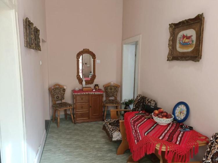 Casă parter 90 mp Ultracentral finisată, mobilată Preț 89.000 Euro