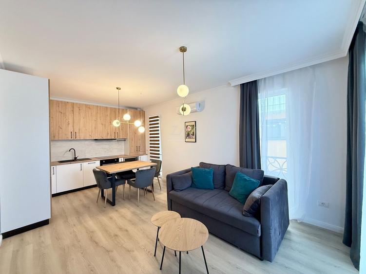 Comision 0! Bloc tip vila cu 6 apartamente si PISCINA. Mobilat si utilat complet