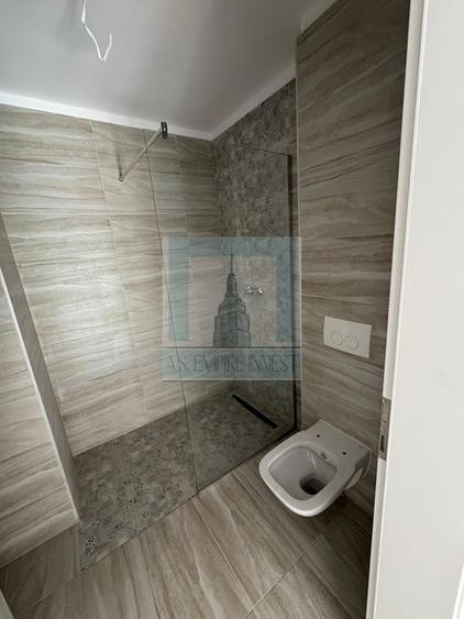 Apartament 3 camere / penthouse pe doua nivele - zona Sanpetru