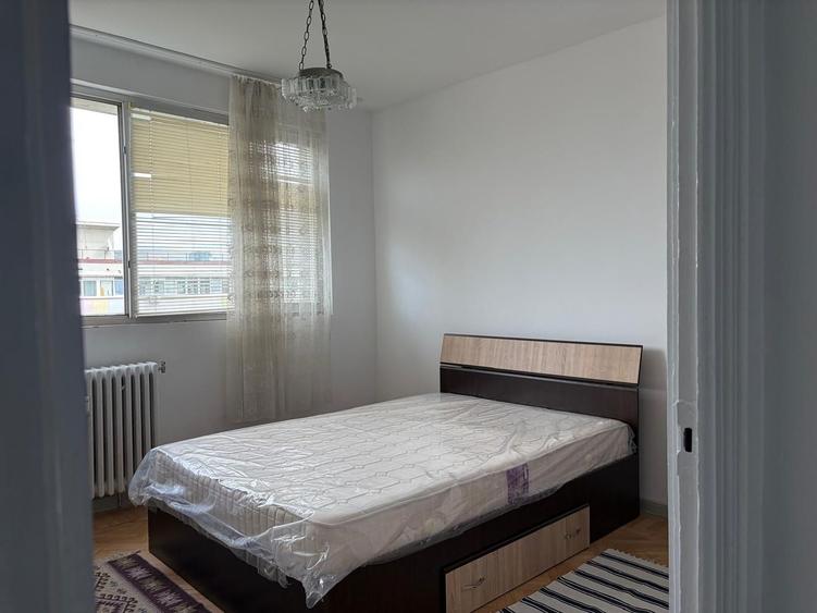 Apartament luminos cu doua camere, 1 mai