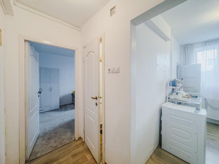 Apartament cu o camera|25 m2 utili| zona centrală/Horea