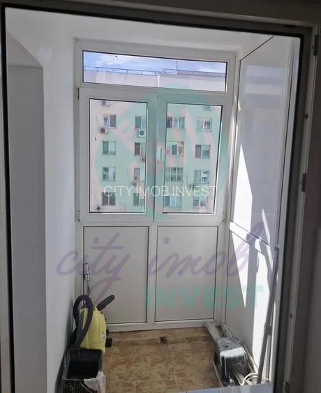 Garsoniera la 6 minute distanta de metrou - 9