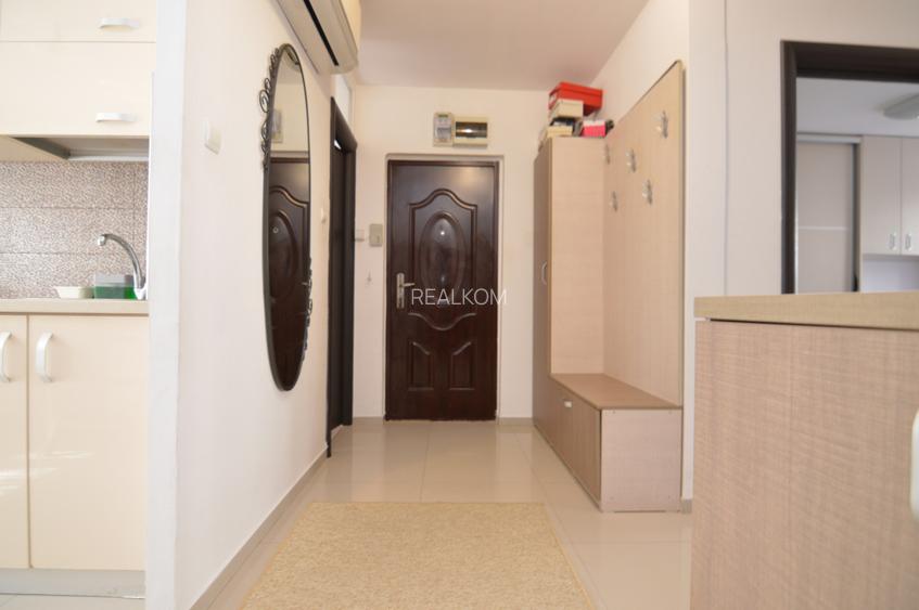VANZARE APARTAMENT 4 CAMERE TITAN – 1 DECEMBRIE 1918 - STRADA FETESTI - 34