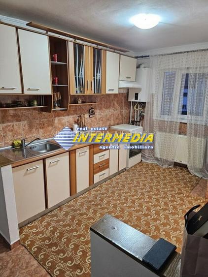 Apartament 3 camere | 1 Baie | 1 Balcon | 65 mp. | DE INCHIRIAT | Ampoi 1 I - 2
