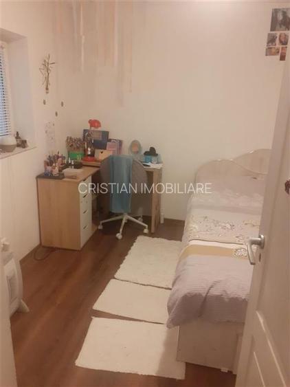 Casa cu 3 camere zona Chercea St 352mp - 7