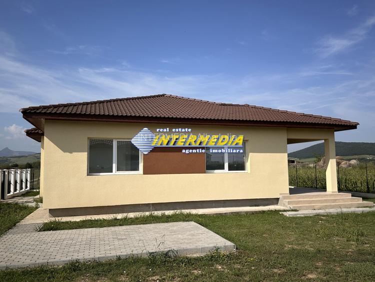 Casa Noua pe un nivel cu 4 camere cu terasa si toate utilitatile - 5