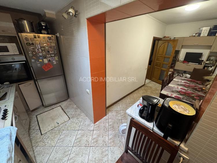 Casa / Vila 4 camere zona Casa de Cultura - 8