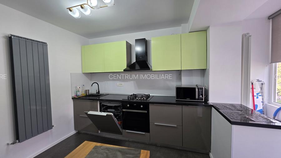 Bulevardul Unirii Fantani - Piata Constitutiei - 18