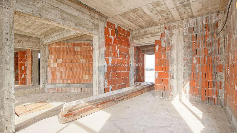 COMISION 0%| Casă individuală | 2 garaje | 192 mp utili | 847 mp teren - 32