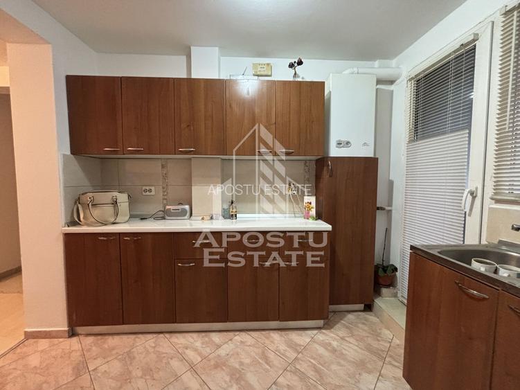 Apartament cu 3 camere in zona Shopping City, centrala termica - 4