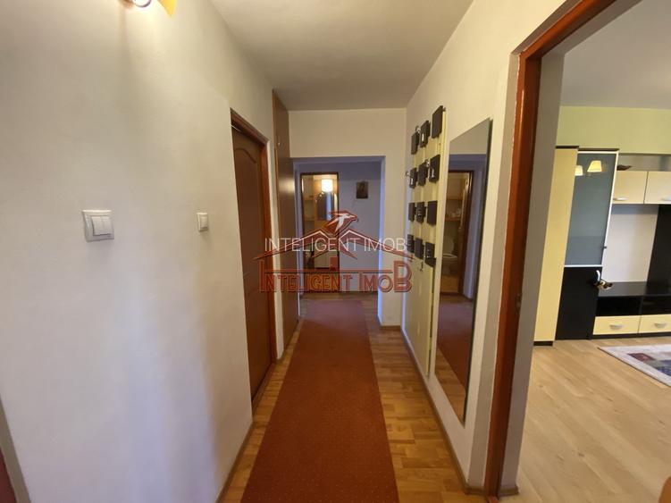 Apartament cu 3 camere pe Strada Constitutiei Judet Sibiu - 11