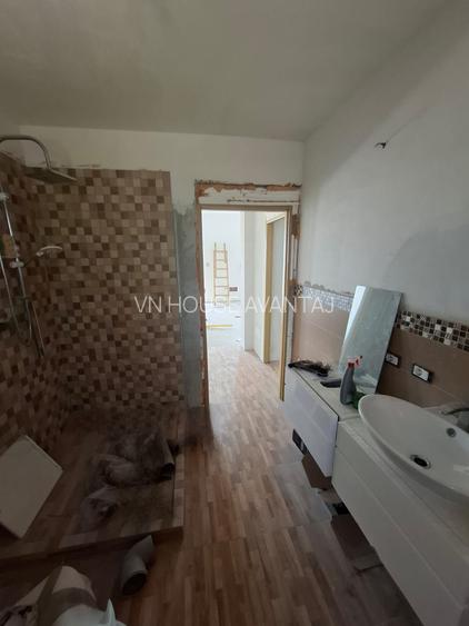 Casa de vanzare Botarlau - 12