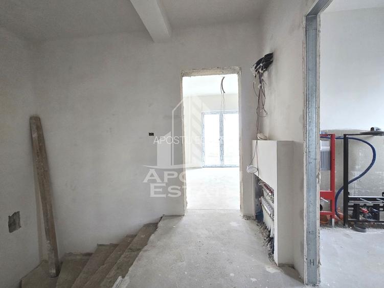 Jumatate de duplex de vanzare, Parter + Etaj, 5 camere si 2 bai, Sag - 19