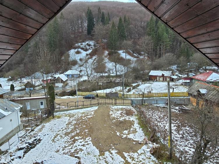 Casă de vânzare Pângărați, Neamț – 5 camere, 2500 mp teren, lângă Mănăstire - 5