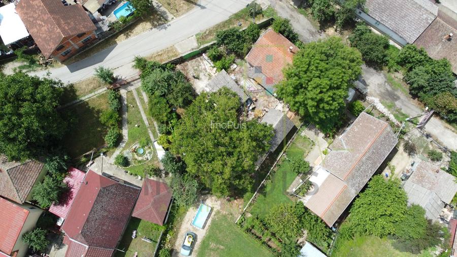 Teren in Giroc. Vatra veche. Toate utilitatile. Doua fronturi stradale. - 2